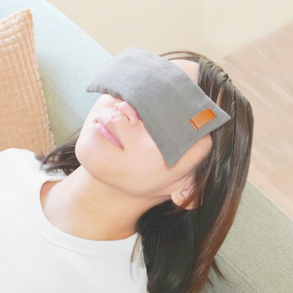 画像3: ひのきとソルトのアイピロー【送料無料】ひのき 国産ひのき ピンク岩塩 ヒマラヤ ソルト 塩 ギフト プレゼント 電子レンジ アロマ アロマオイル 香り ピローミスト アイマスク ホットアイマスク 温活 じんわり (3)